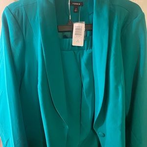 New torrid LS green blazer and pants